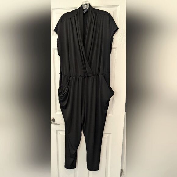 RACHEL Rachel Roy Pleated Black Jumpsuit Faux Wrap Witchy Plus Size 1X Pockets - Picture 3 of 10